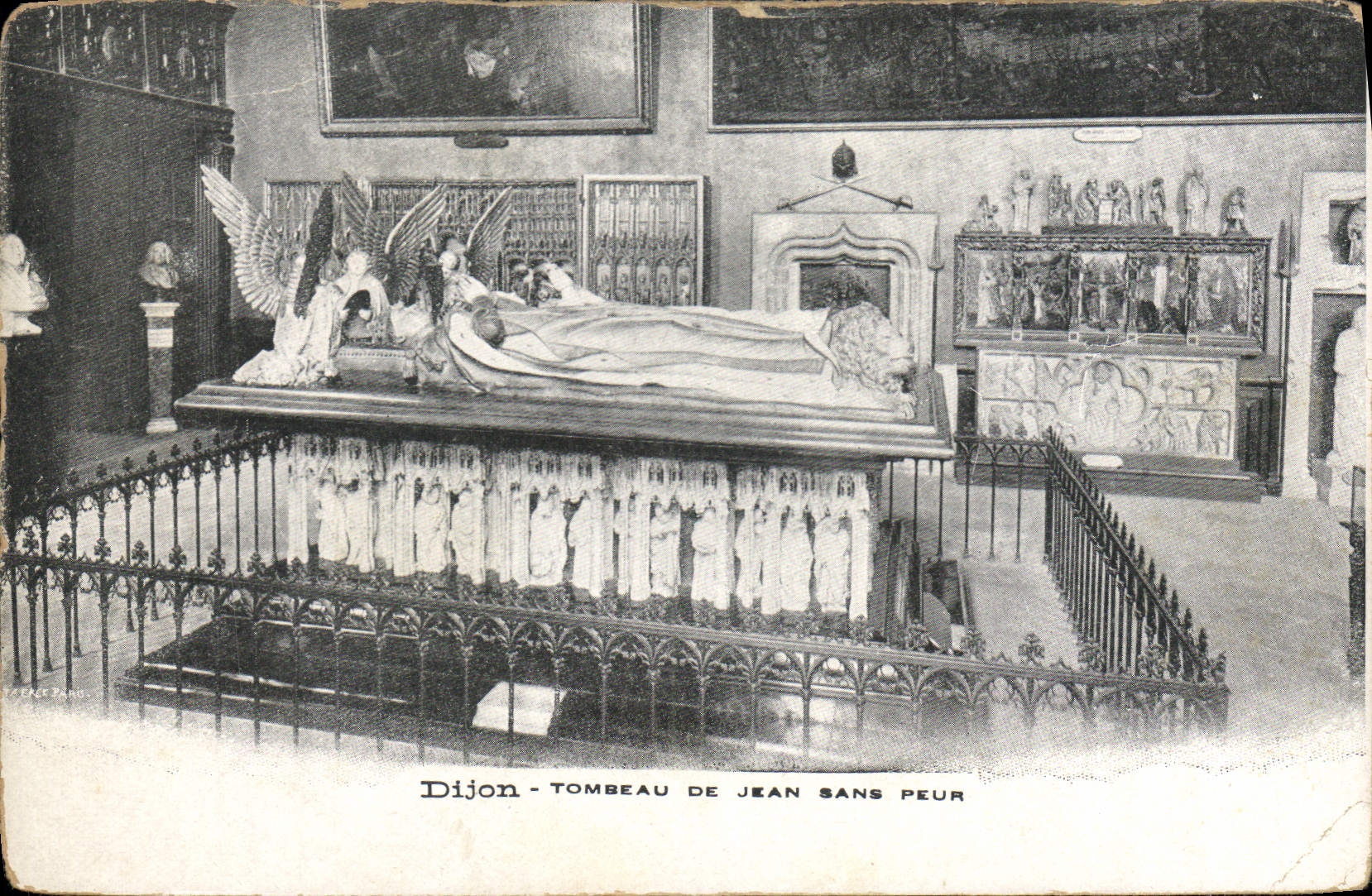 CPA Dijon Tombeau de Jean Sans peur 