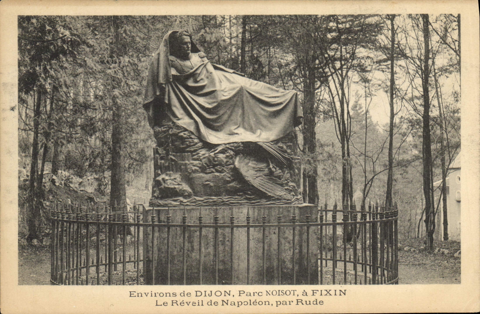 CPA Environs de Dijon Parc Noisot a Fixin Le Reveil de Napoleon par Rude 