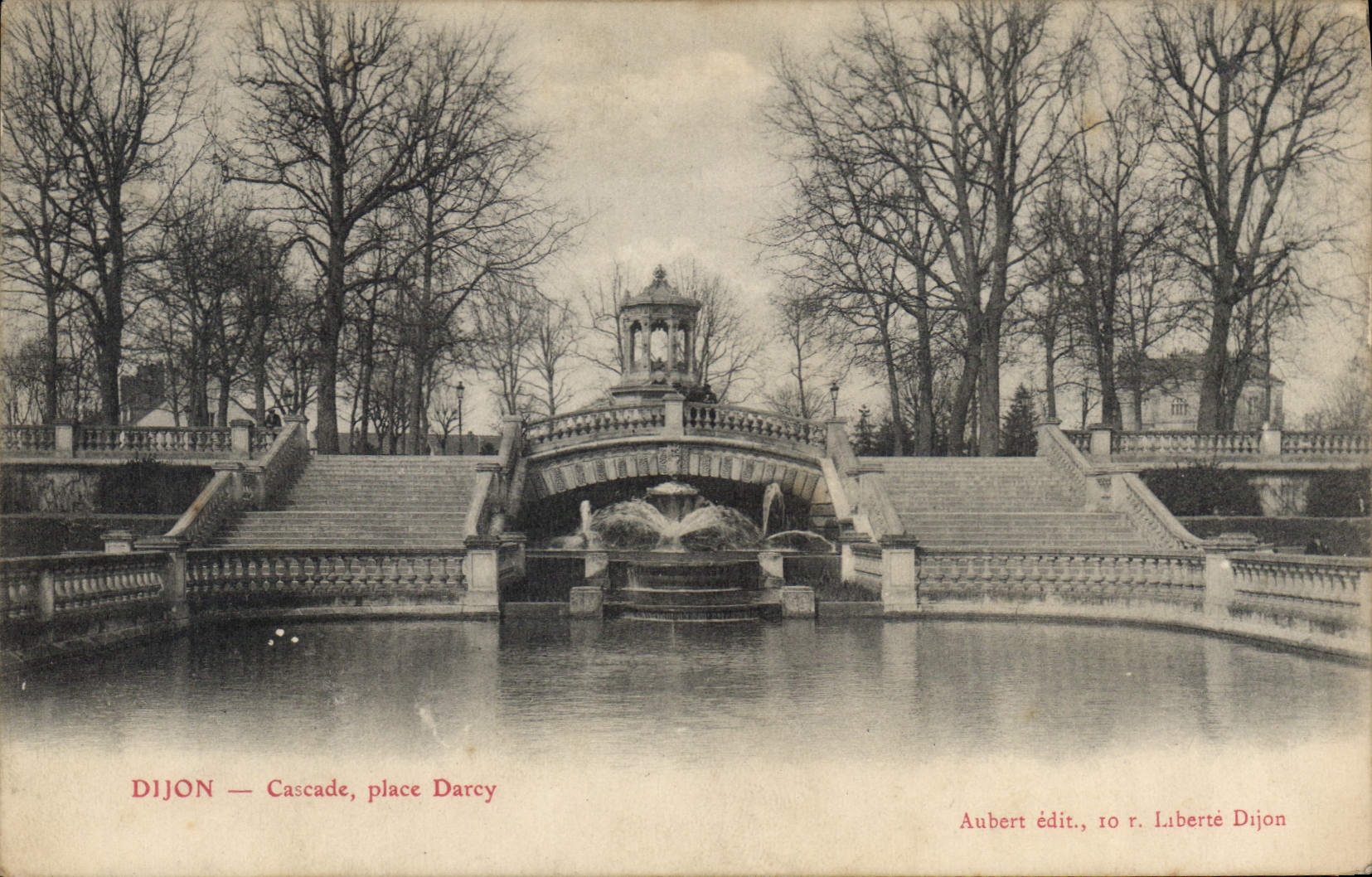 CPA Dijon Cascade place Darcy 