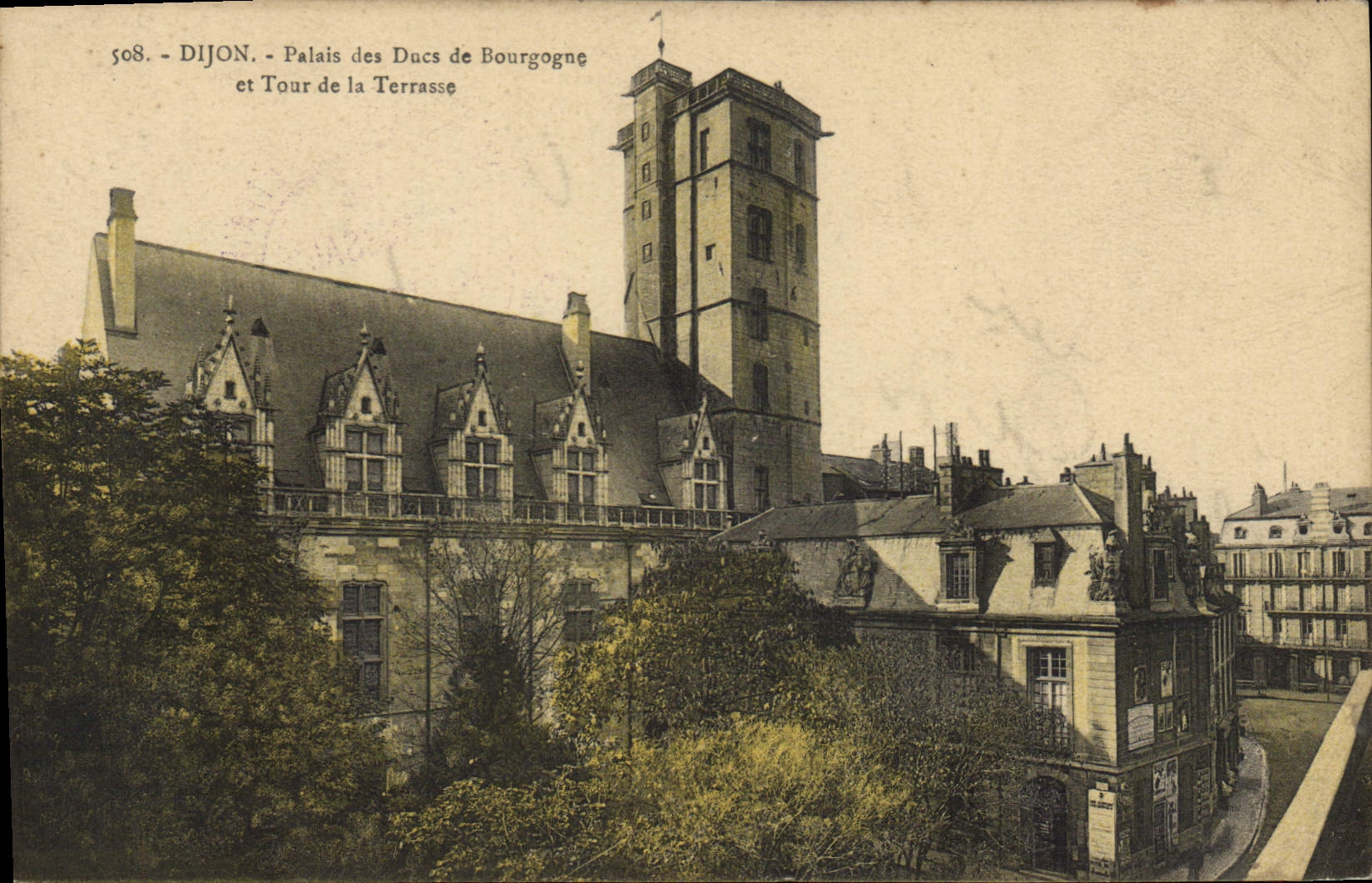 CPA Dijon Palais des Ducs de Bourgogne et Tour de la Terrasse 
