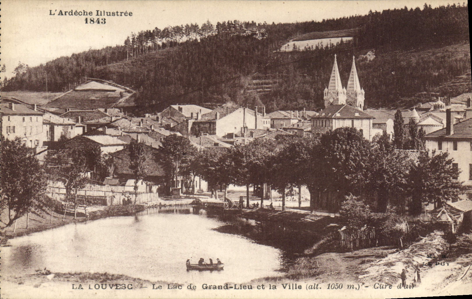 CPA L'Ardeche Illustree La Louvesc Le Lac de Grand Lieu et la Ville