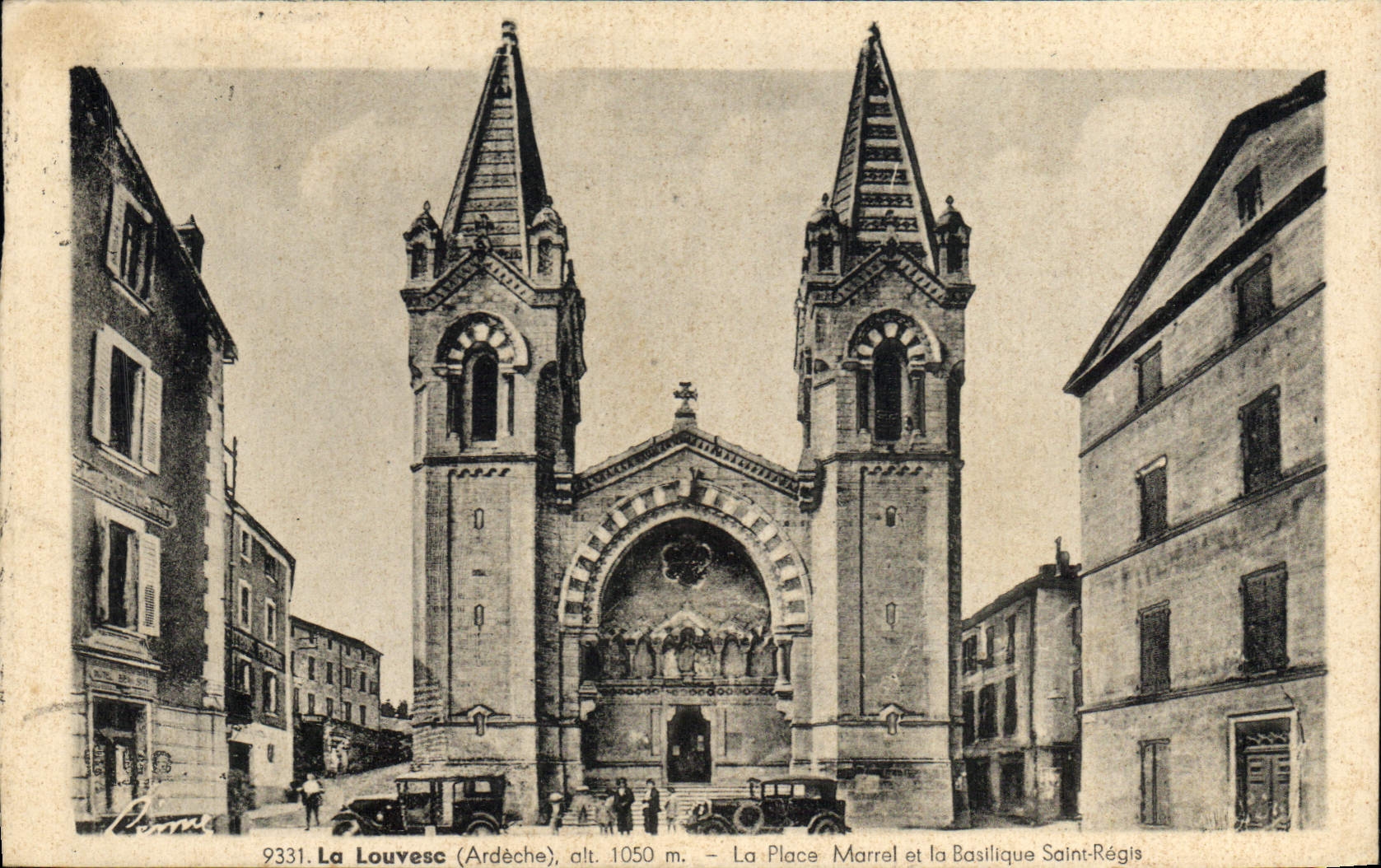 CPA La Louvesc Ardeche La Place Marrel et la Basilique Saint Regis 
