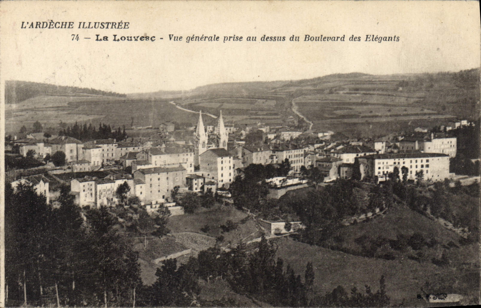 CPA L'Ardeche Illustree La Louvesc Vue generale prise au dessus du Boulevard des Elegants 