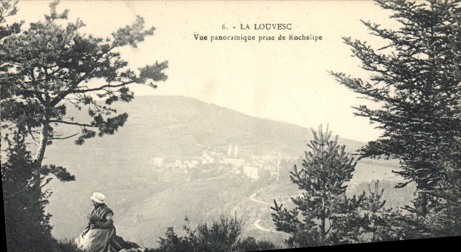 CPA La Louvesc Vue panoramique prise de Rochelipe