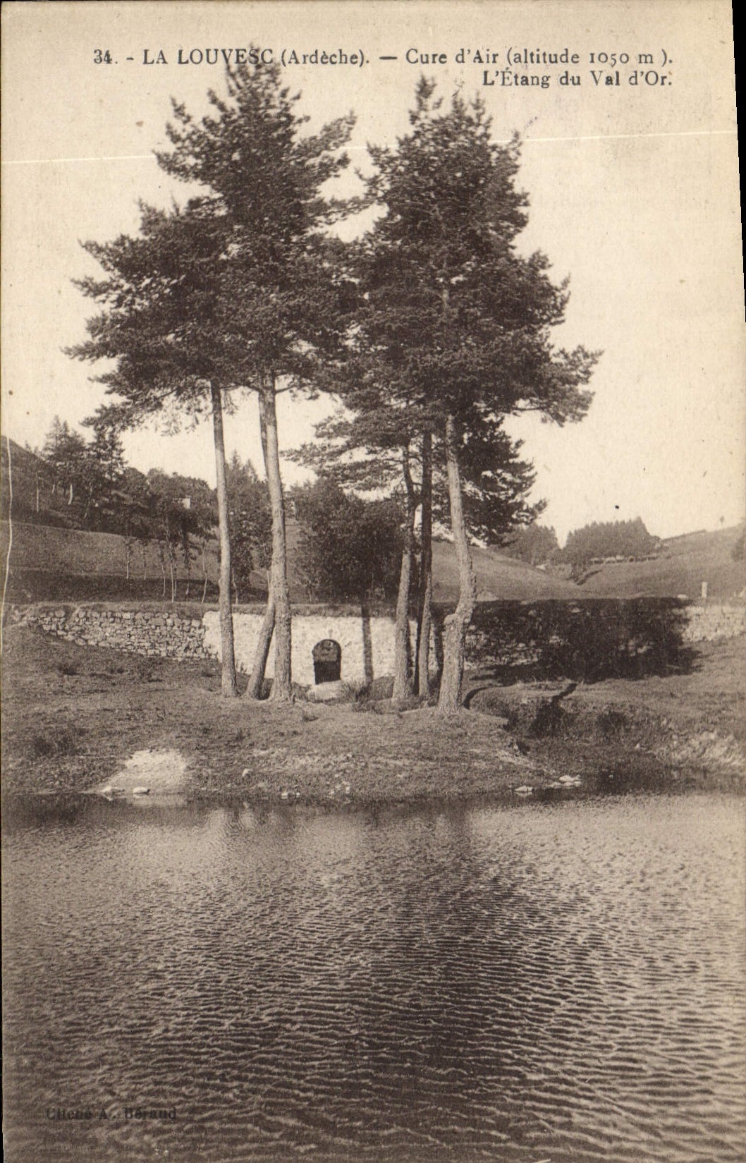 CPA La Louvesc Ardeche Cote d'Air L'Etang du Val d'Or 