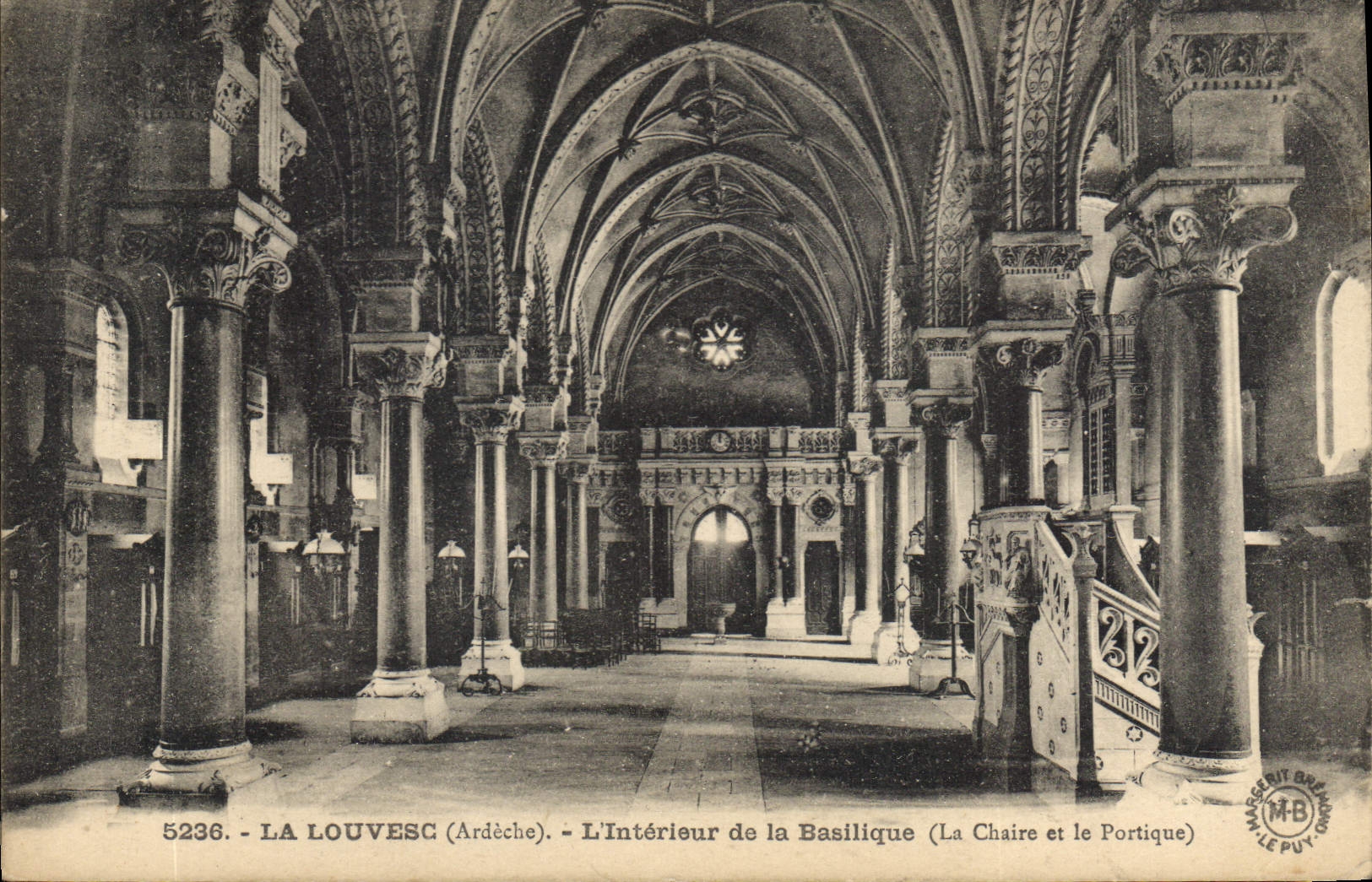 CPA La Louvesc Ardeche L'Interieur de la Basilique La Chaire et le Portique 
