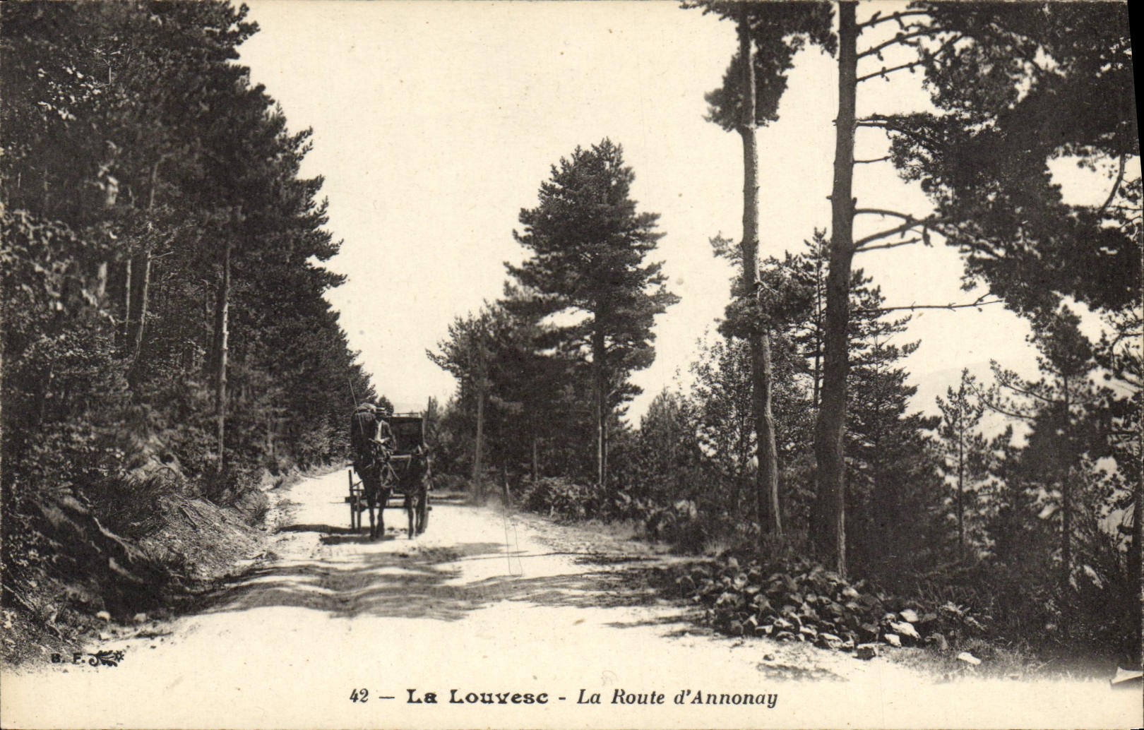 CPA La Louvesc La Route d'Annonay 