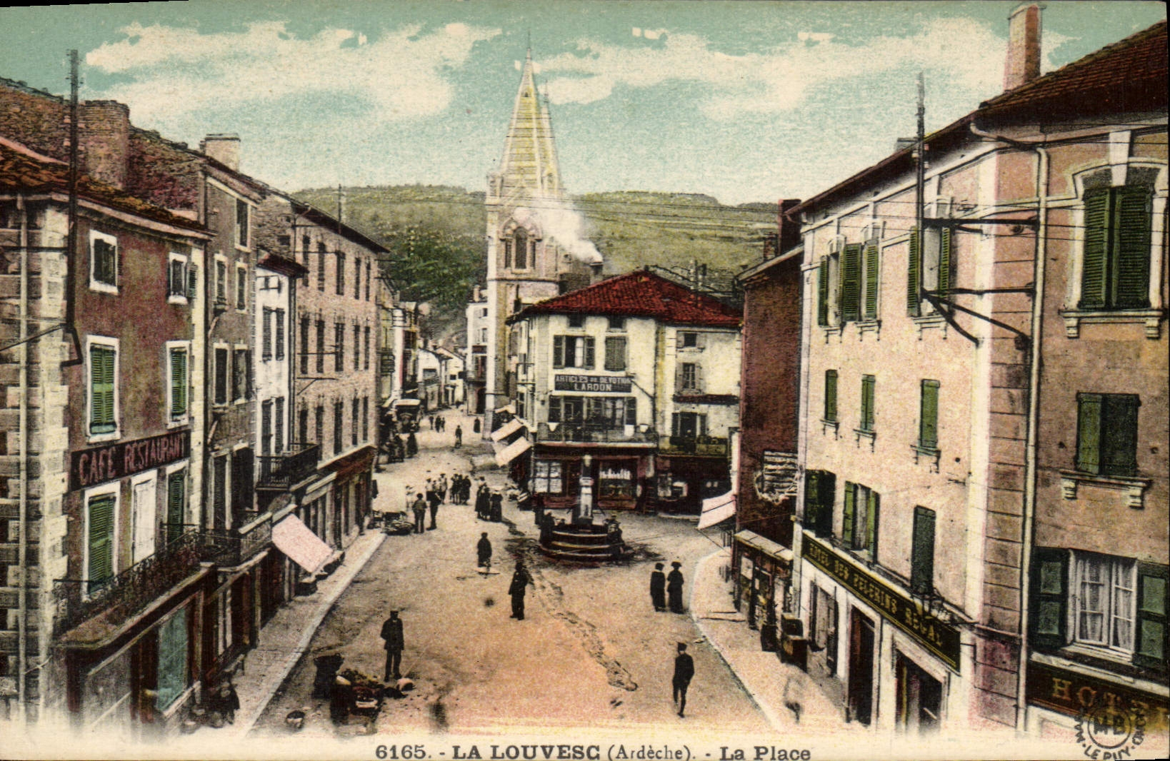 CPA La Louvesc Ardeche La Place 