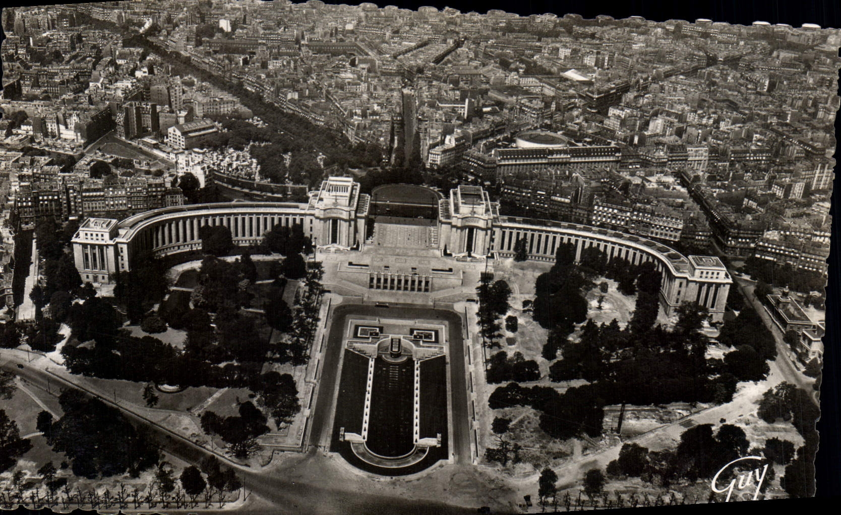CPA Paris et ses Merveilles Panorama sur le Palais de Charlot Vue prise de la Tour Eiffel