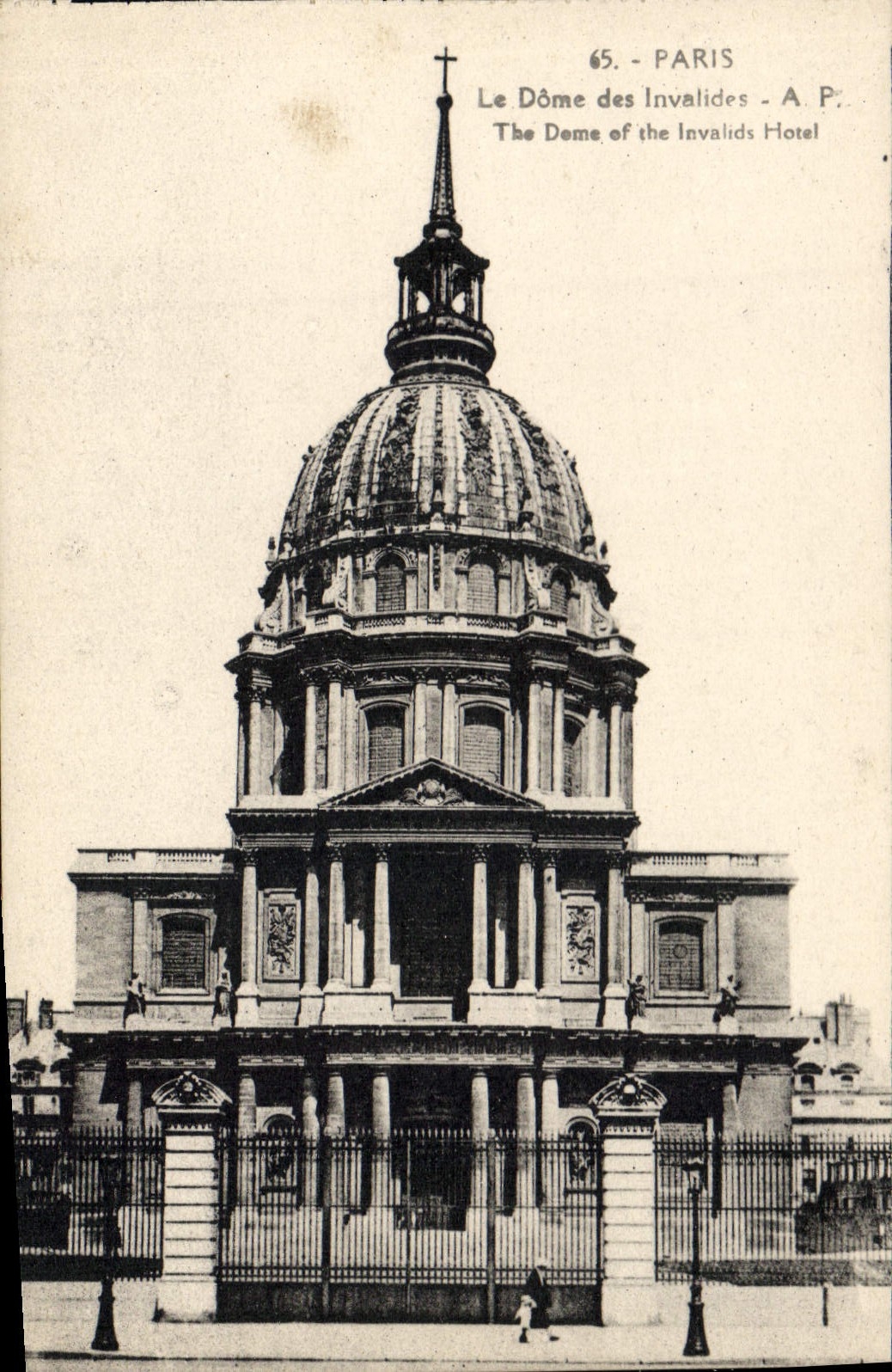 CPA Paris Le Dome des Invalides