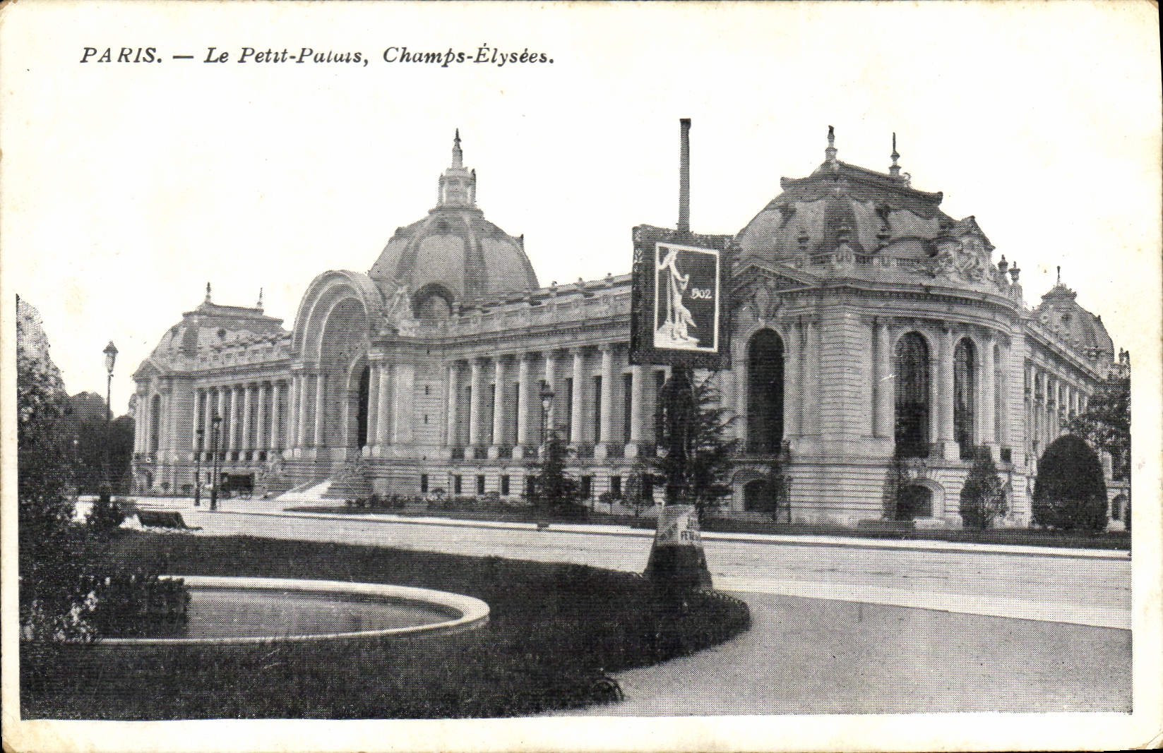 CPA Paris le Petit Palais Champs Elysees
