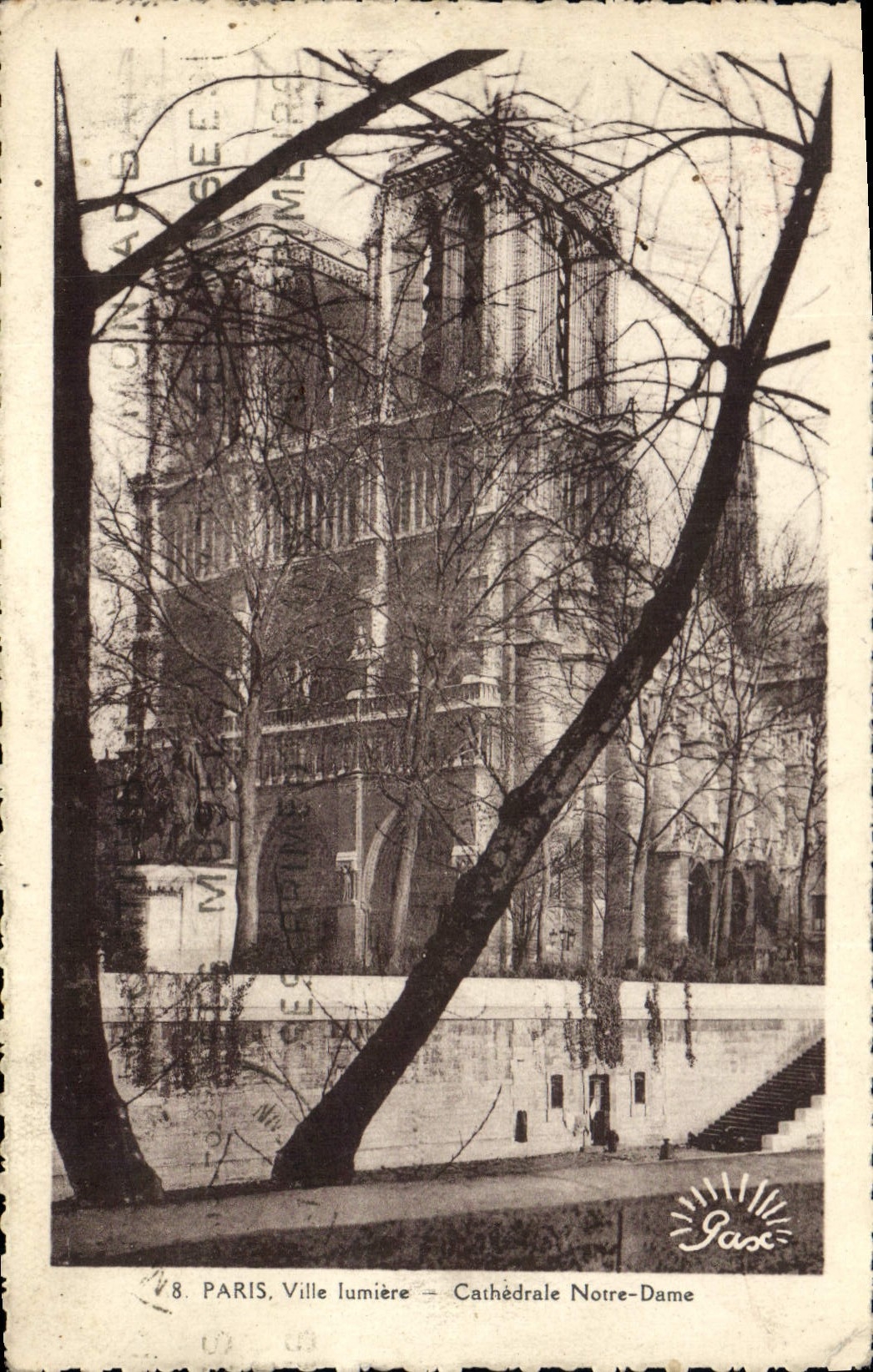 CPA Paris Ville lumiere Cathedrale Notre Dame