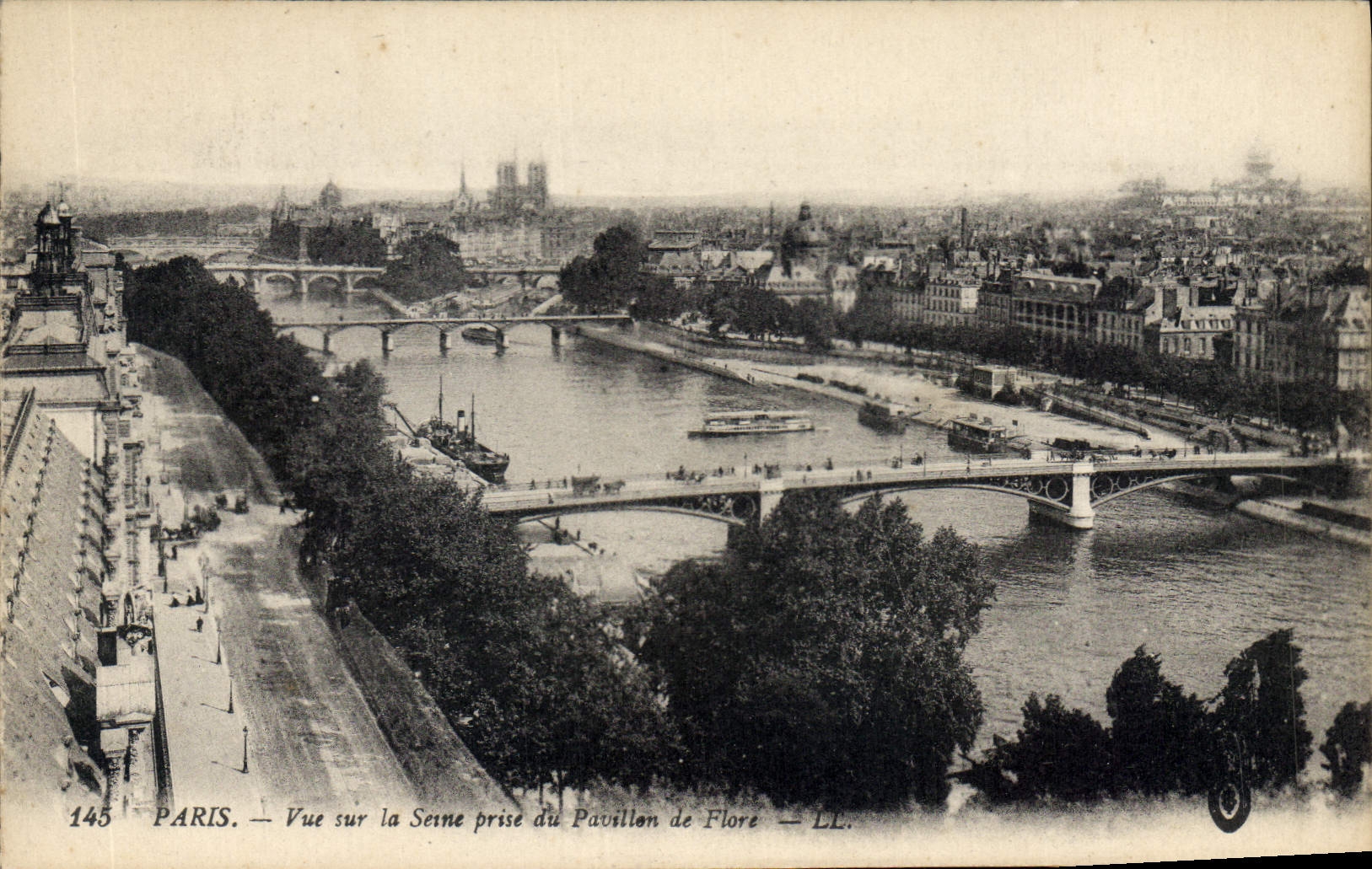 CPA Paris Vue sur la Seine prise du Pavillon de Flore