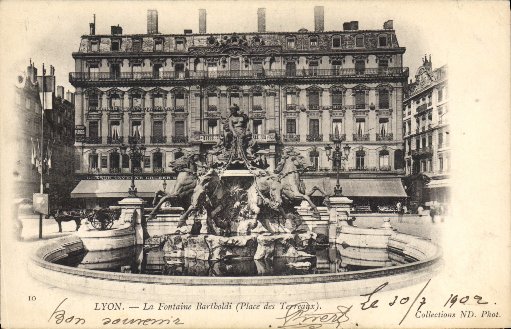 CPA Lyon Fontaine Bartholdi (Place des Terreaux)