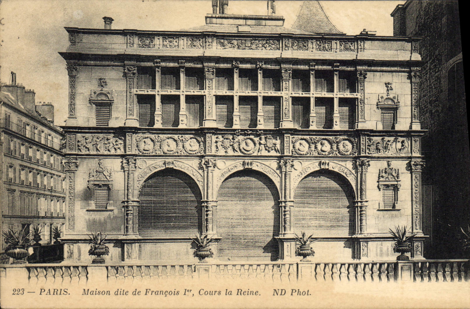CPA Paris Maison dite de Francois Ier Cours la Reine