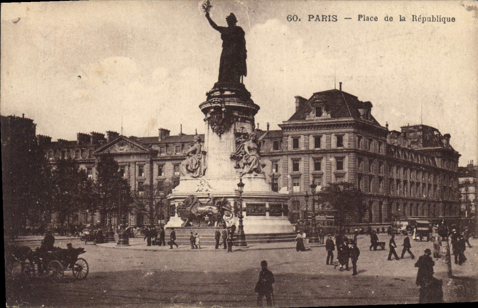 CPA Paris Place de la Republique