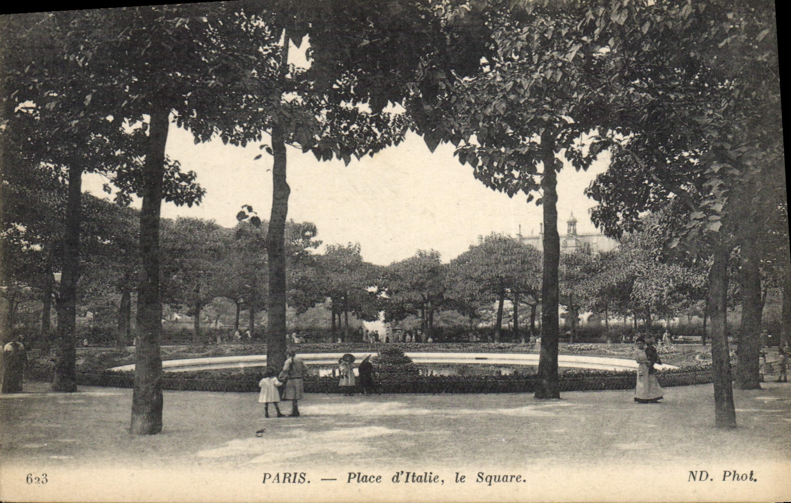 CPA Paris Place d'Italie le Square
