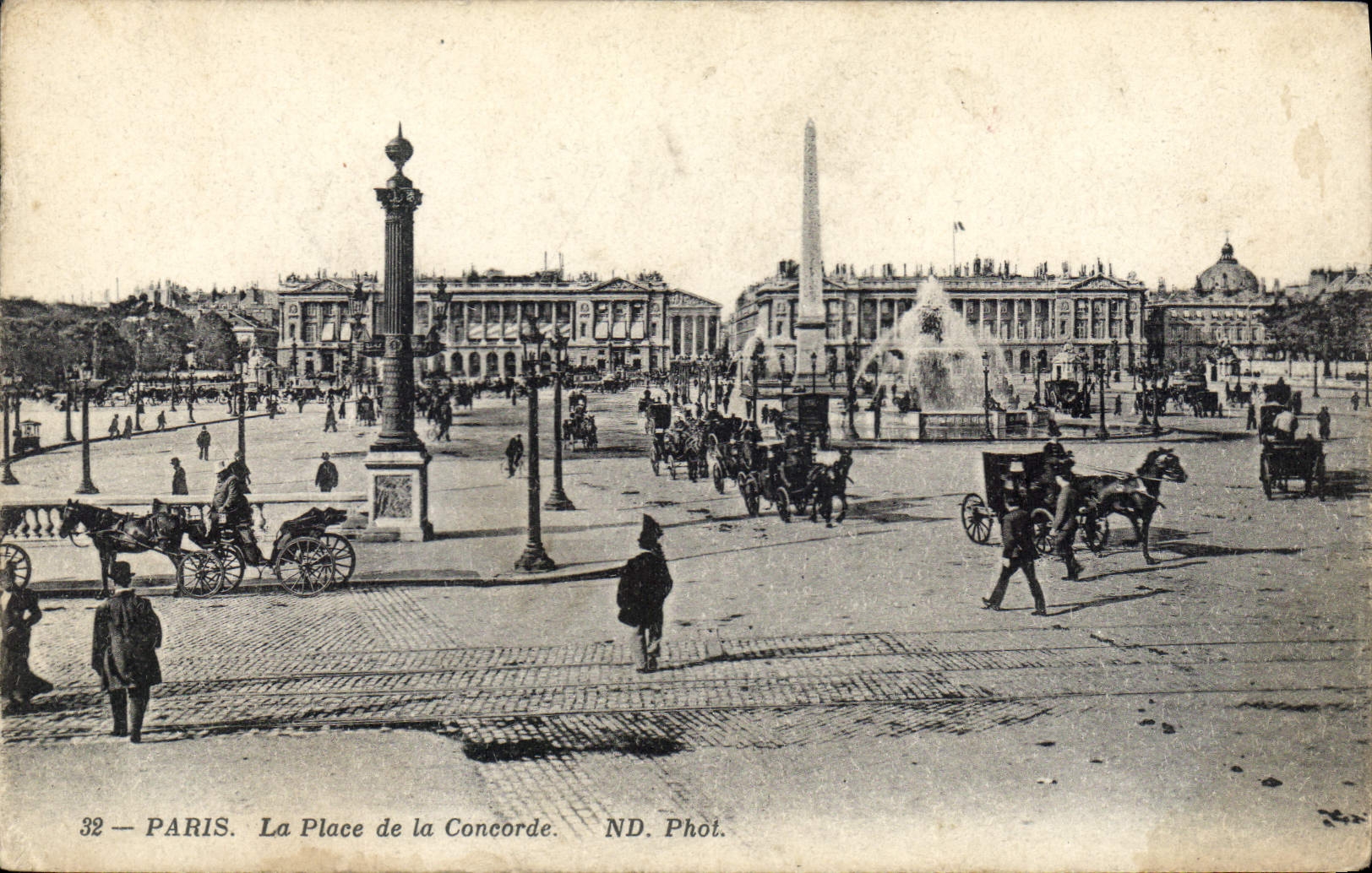 CPA Paris La Place de la Concorde