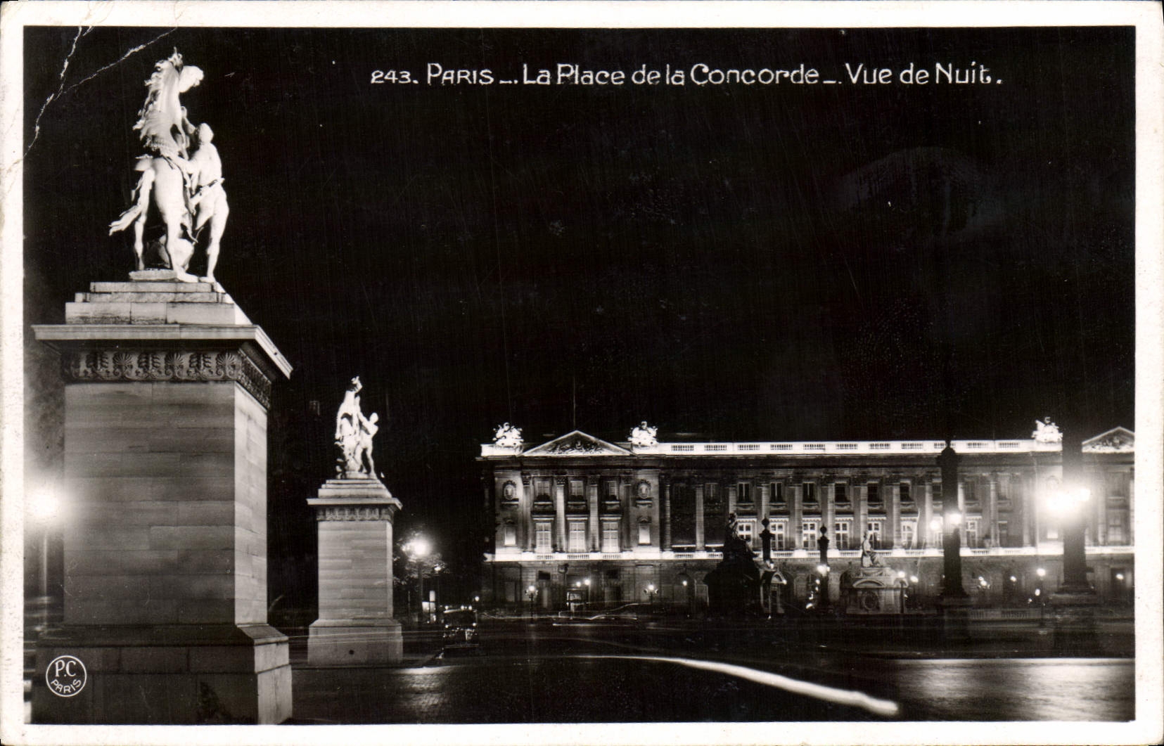 CPA Paris La Place de la Concorde Vue de Nuit