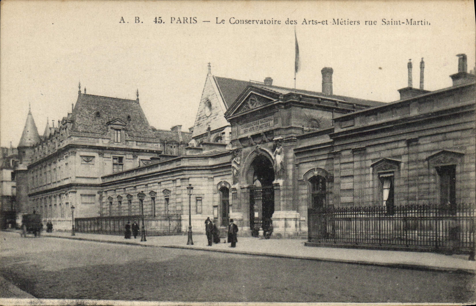 CPA Paris Le Conservatoire des Arts et Metiers rue Saint Martin