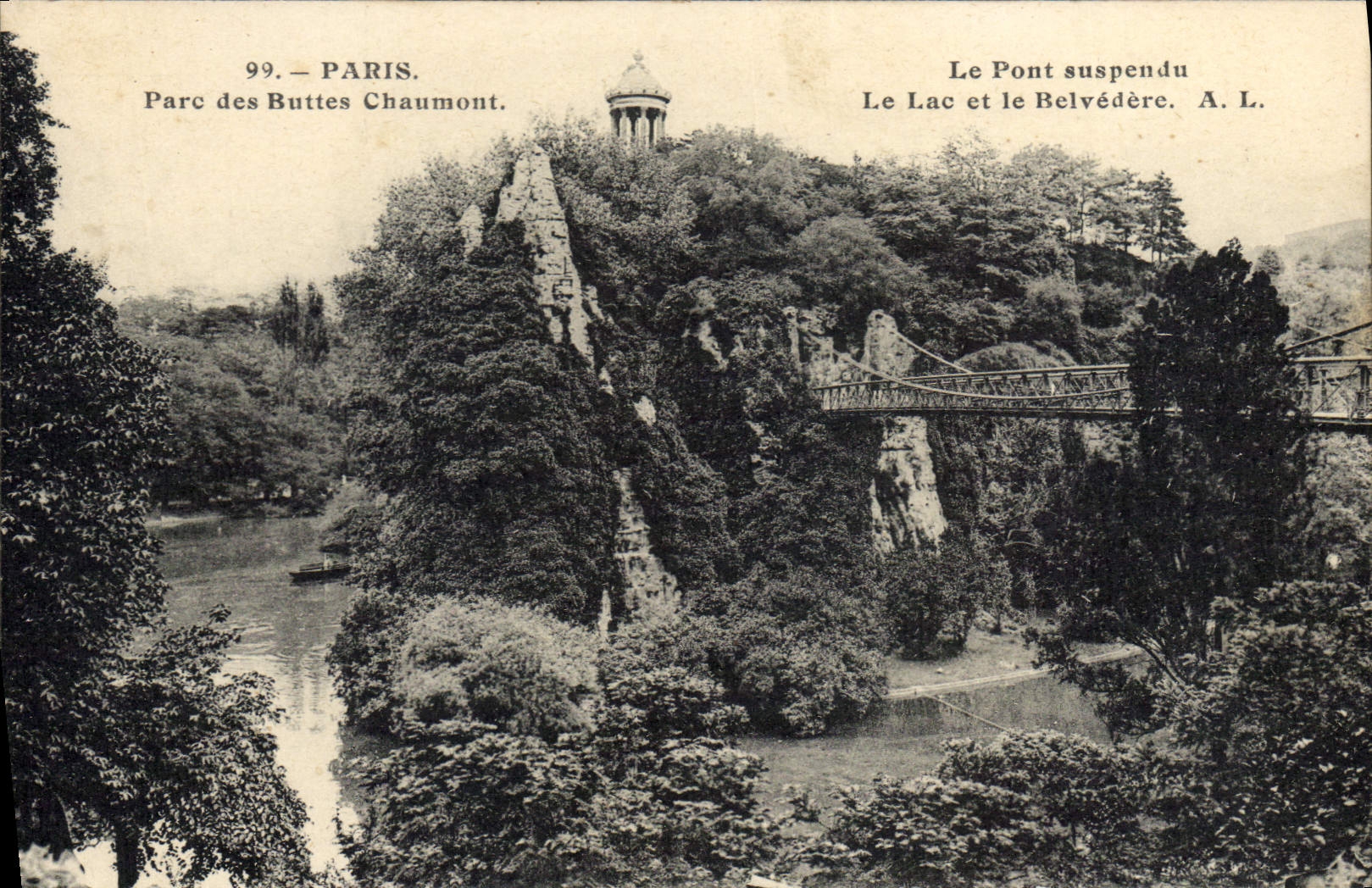 CPA Paris Parc des Buttes Chaumont Le pont suspendu Le Lac et le Belvedere