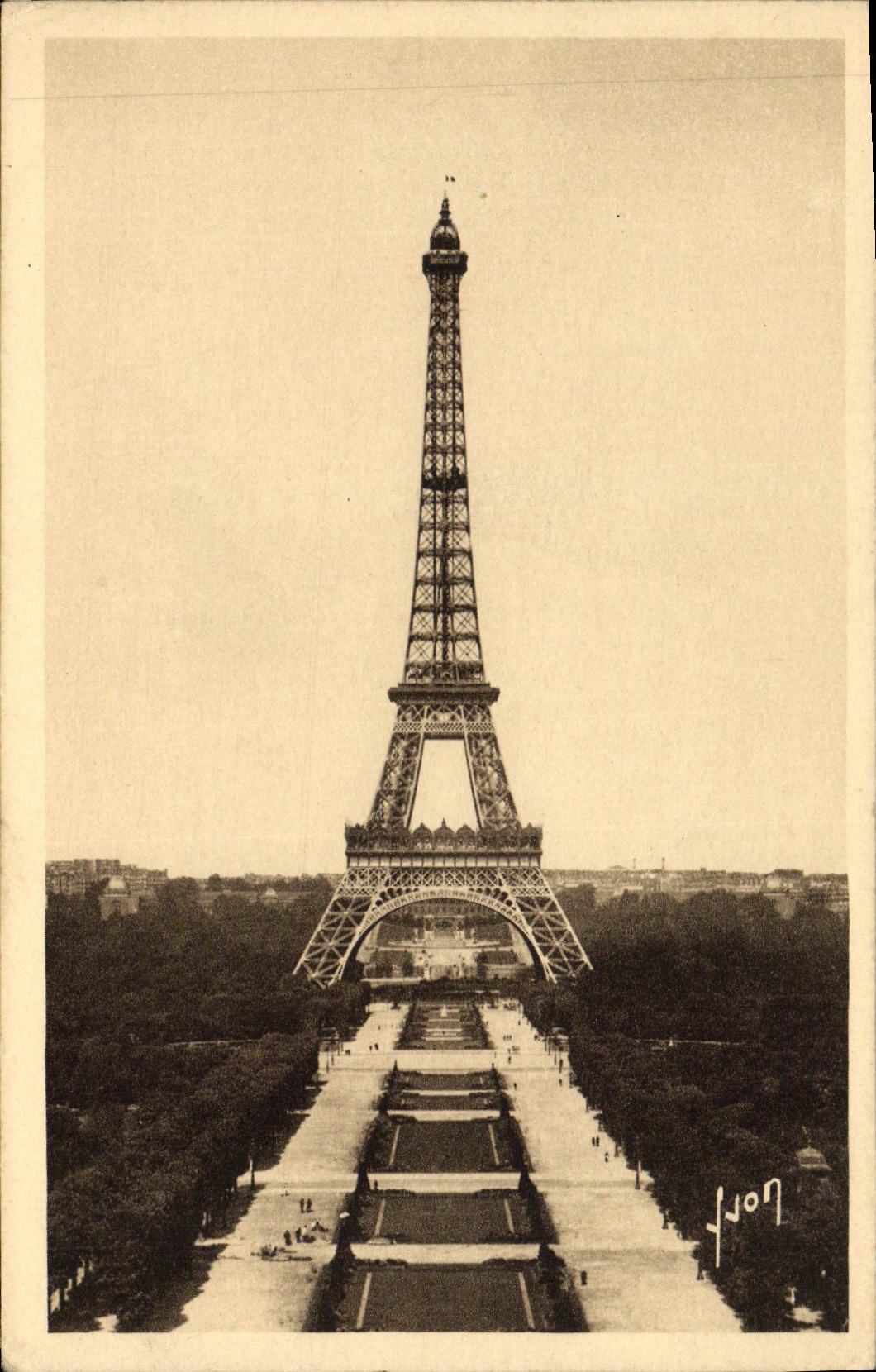 CPA Paris Tour Eiffel