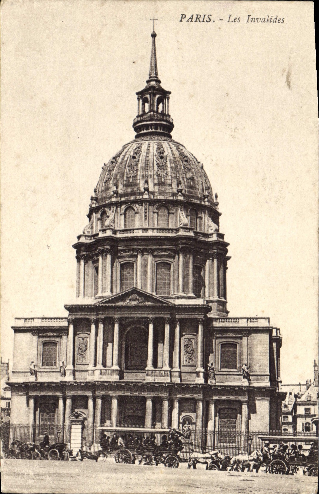 CPA Paris Les Invalides