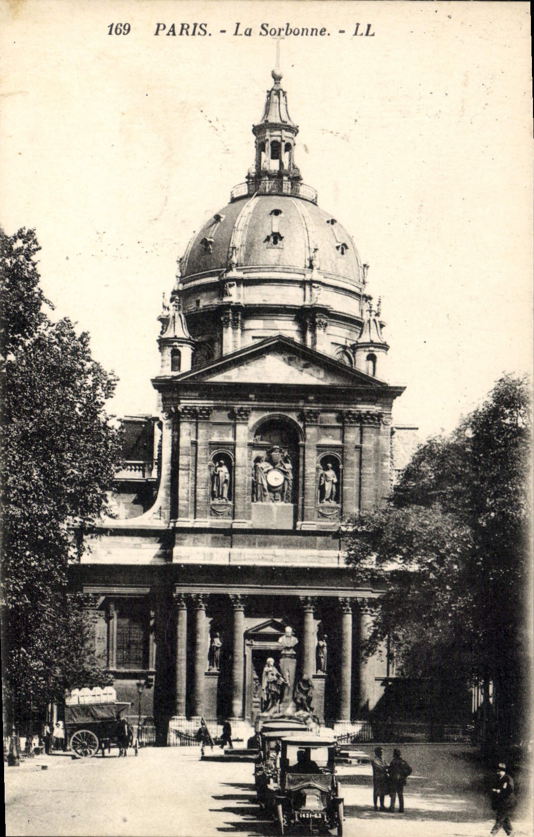 CPA Paris La Sorbonne Automobile