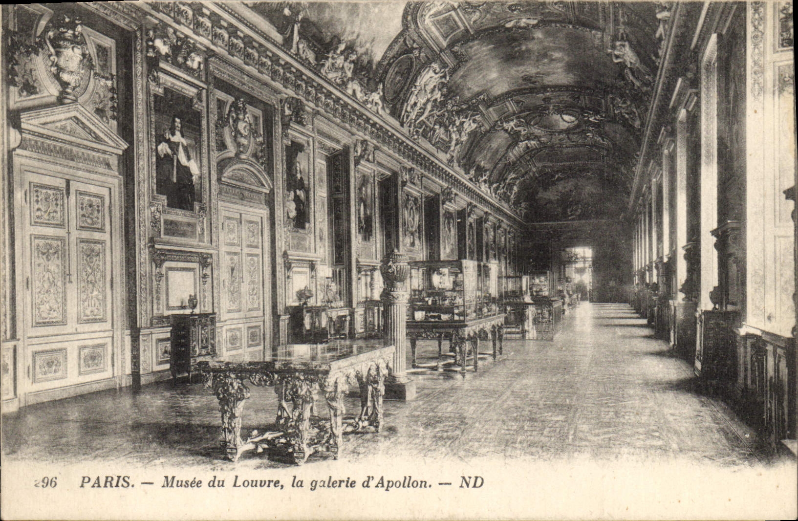 CPA Paris Musee du Louvre la galerie d'Apollon