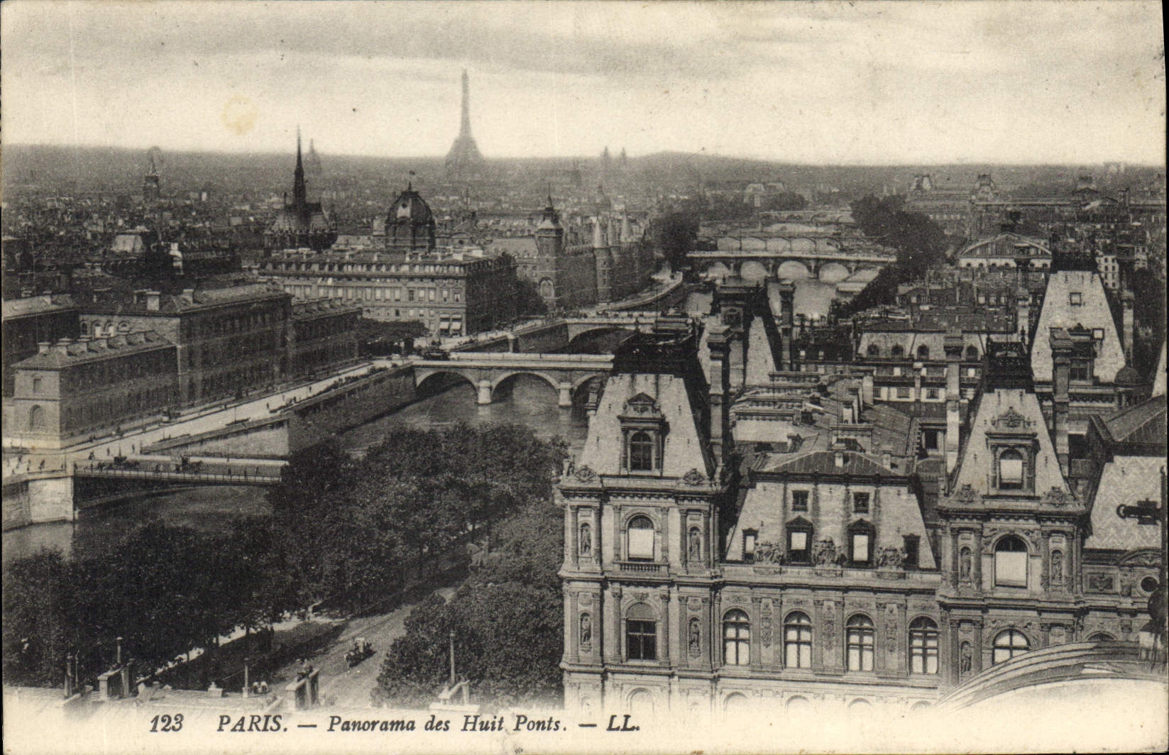 CPA Paris Panorama des Huit Ponts