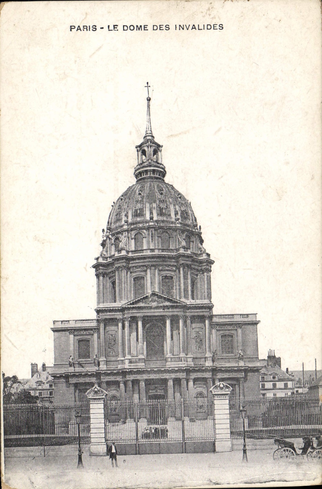 CPA Paris Le Dome des Invalides