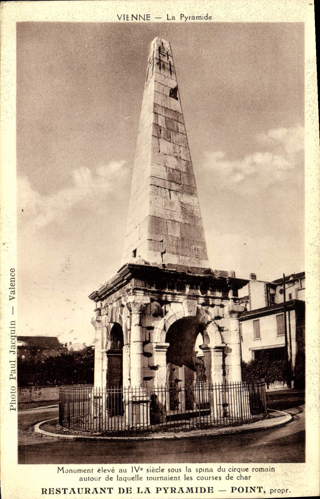 CPA Vienne La Pyramide