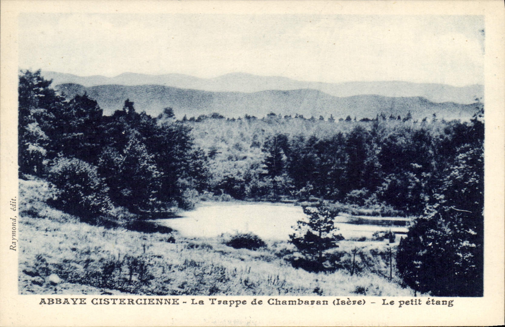 CPA Abbaye Cistercienne La Trappe de Chambaran (Isere) Le petit etang