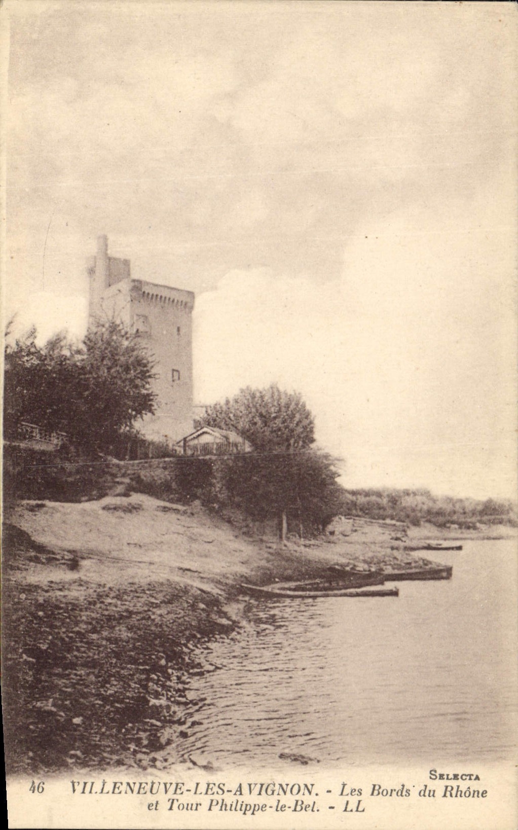 CPA Villeneuve les Avignon Les Bords du Rhone et Tour Philippe le Bel