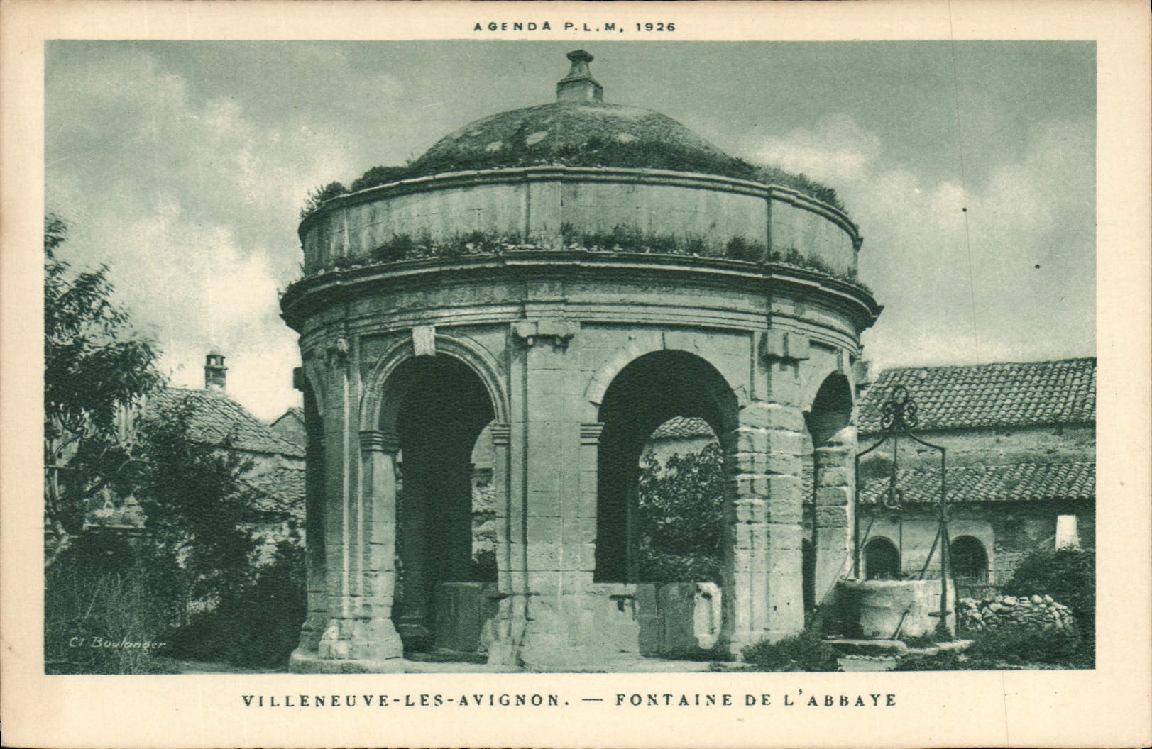CPA Villeneuve les Avignon Fontaine de l'Abbaye