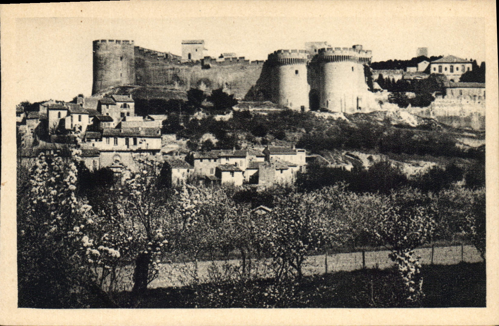 CPA Villeneuve les Avignon Le Fort Saint Andre