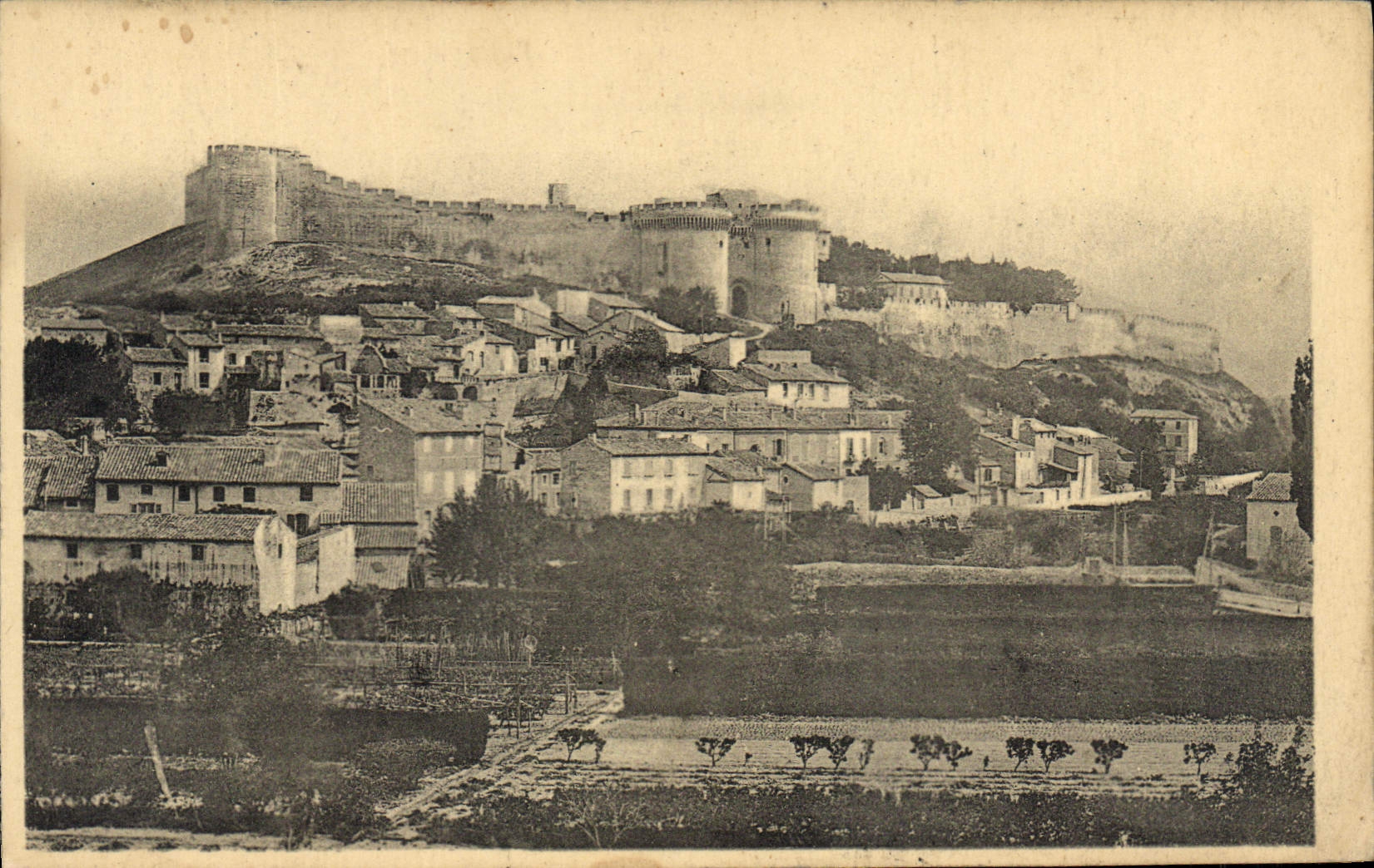 CPA Villeneuve les Avignon Le Fort Saint Andre