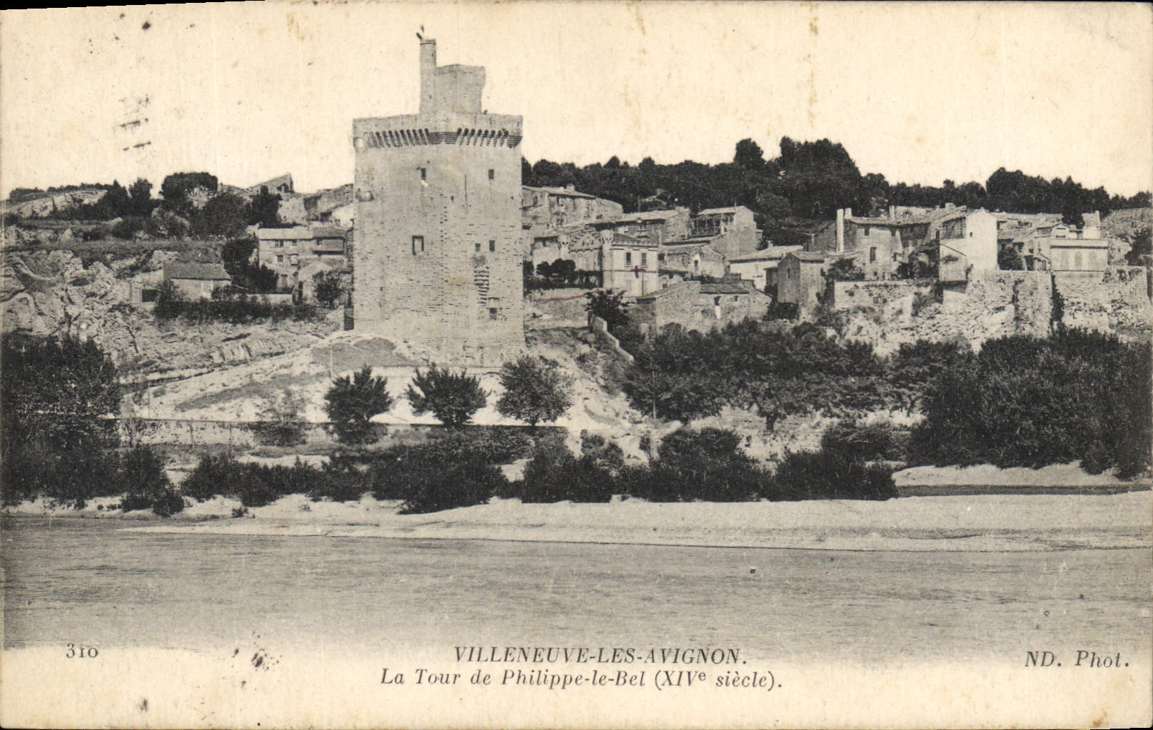CPA Villeneuve les Avignon La Tour de Philippe le Bel (XIV siecle)