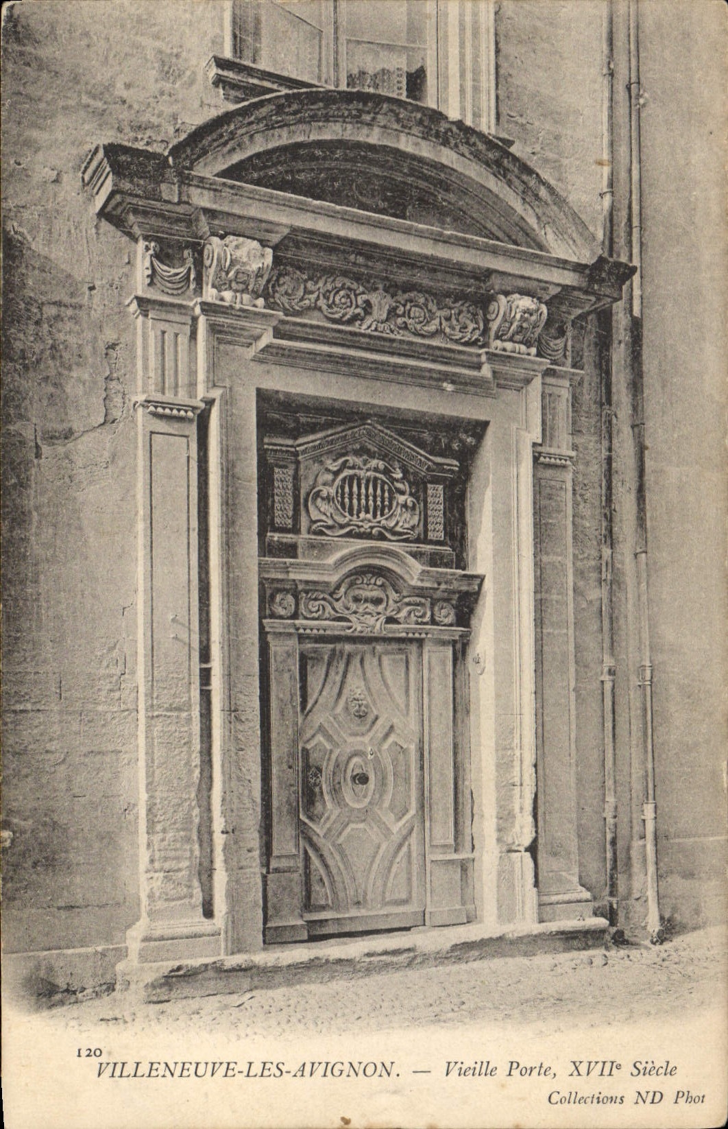 CPA Villeneuve les Avignon Vieille Porte XVII Siecle