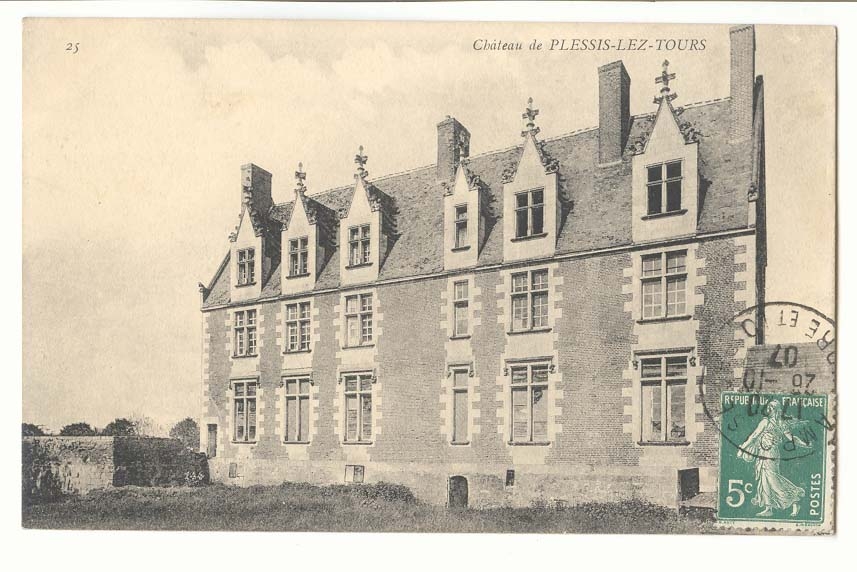 chateau de Plessis lez Tours CPA 