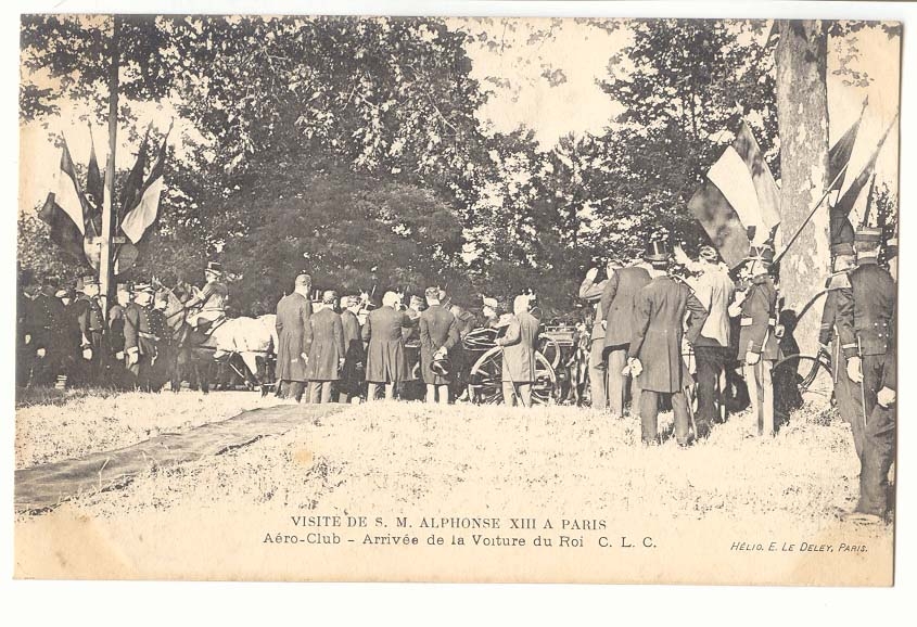 Paris CPA Visite de S M Alphonse XIII a Paris Aero club Arrivee de la voiture du Roi
