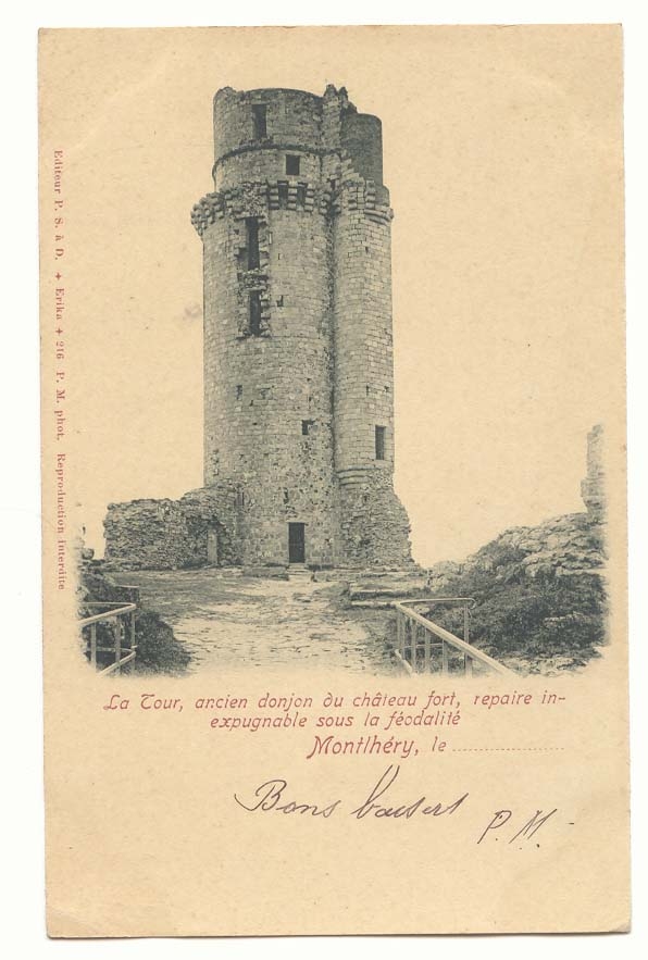 Montlhery CPA La tour ancien donjon du chateau fort repaire inexpugnable sous la feodalite