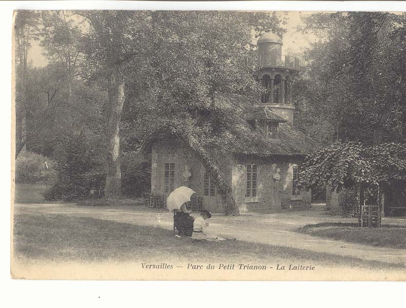 Versailles CPA Parc du Petit Trianon La Laiterie