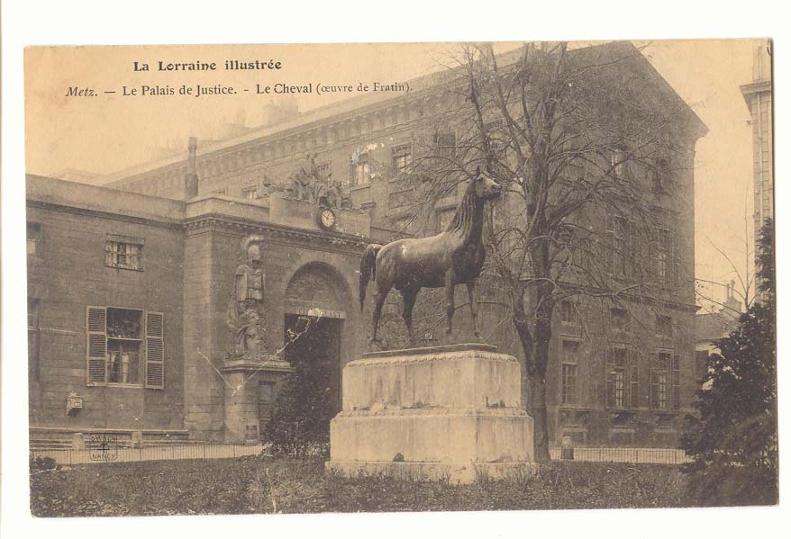 Metz CPA La palais de justice Le cheval (oeuvre de Fratin)