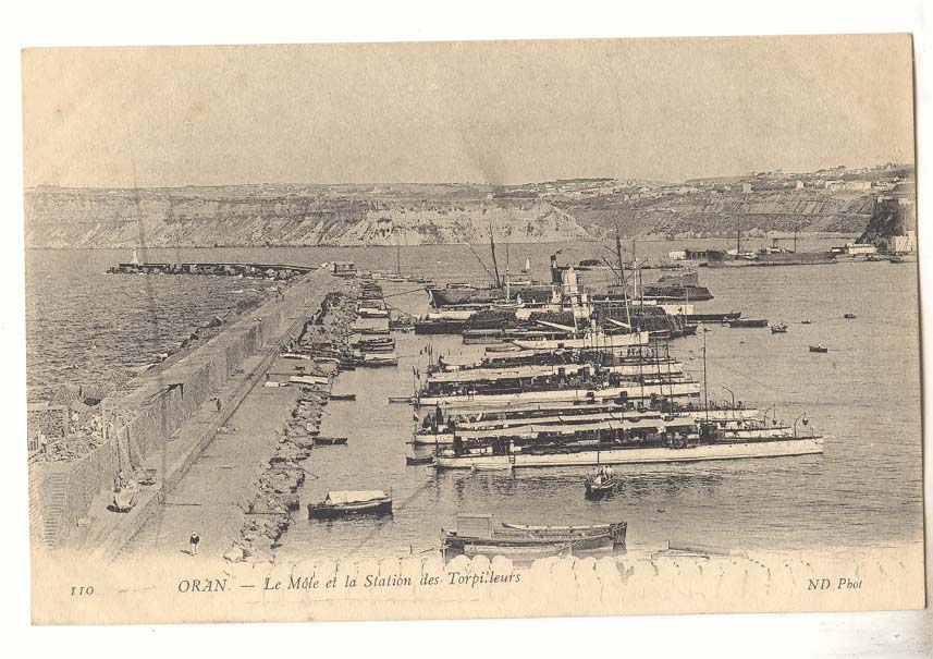 Algerie Oran CPA Le Mole et la station des torpilleurs