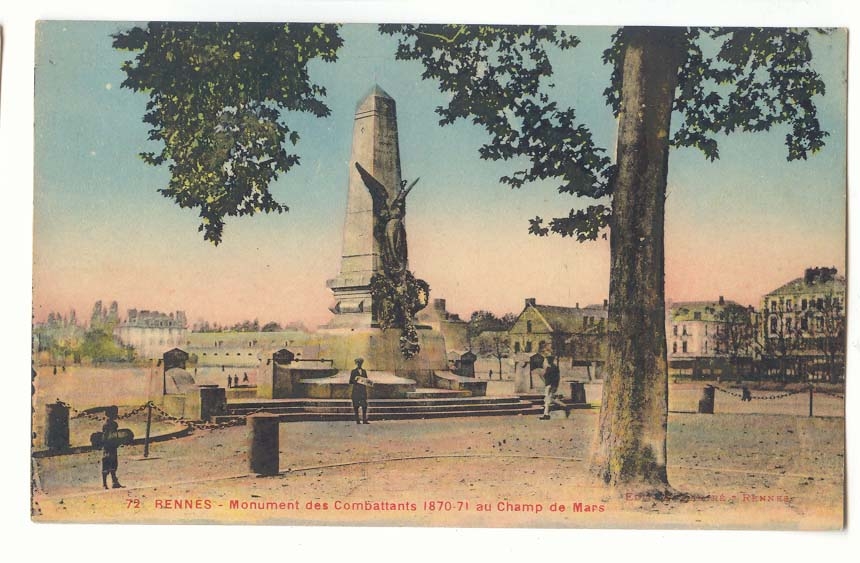 Rennes CPA Monument des combattants (1870-1) au cahmp de MArs