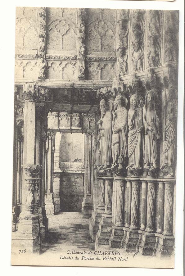 Chartres CPA La cathedrale Details du porche Nord