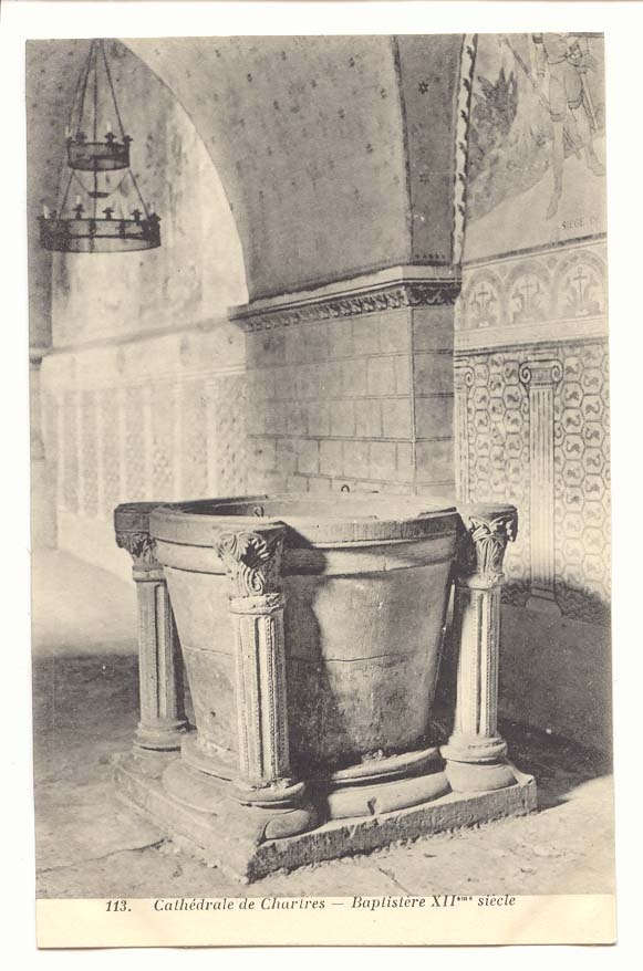 cathedrale de Chartres CPA Baptistere 12eme