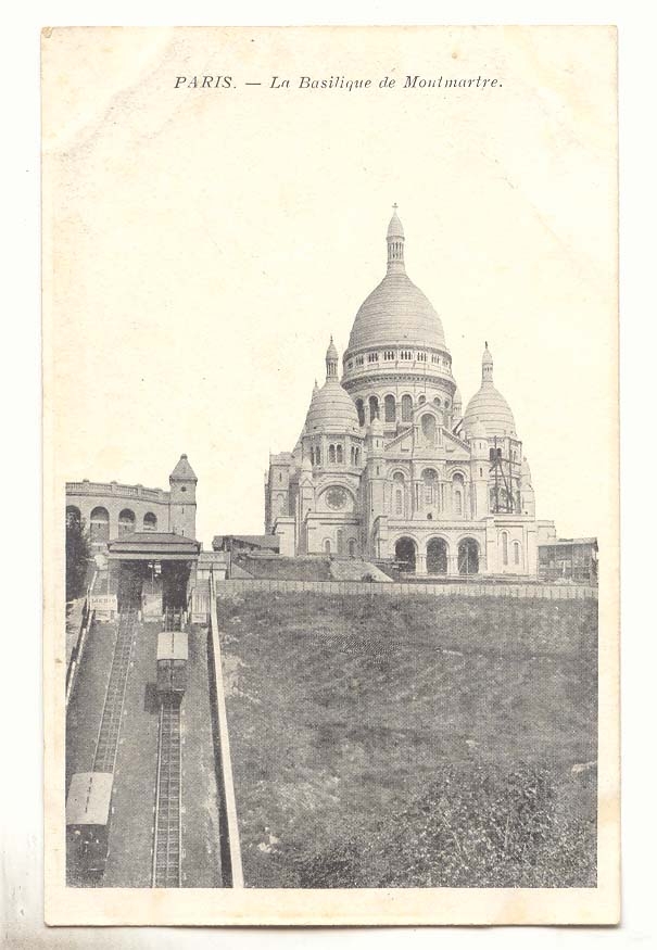 Paris (18eme) CPA La basilique de Montmartre