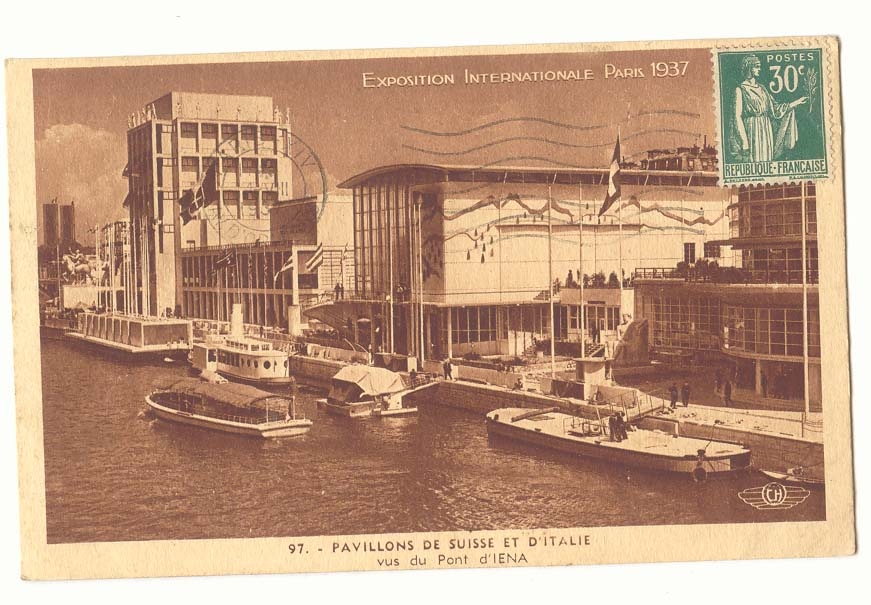 Paris (16eme) CPA Exposition internationale Paris 1937 Pavillons de Suisse et d'Italie vus du pont d'Iena